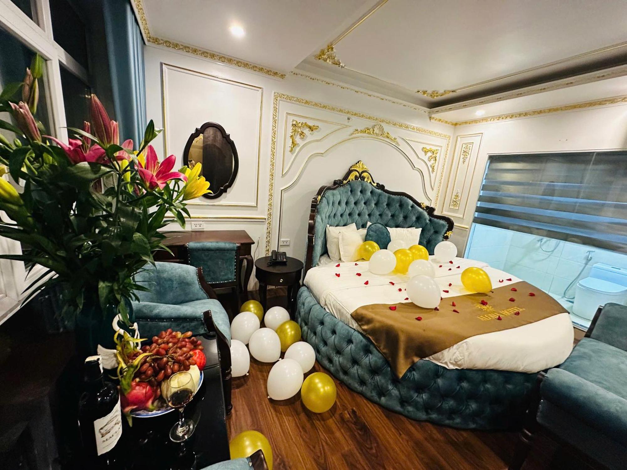 Aloha Hotel Hanoi Bagian luar foto
