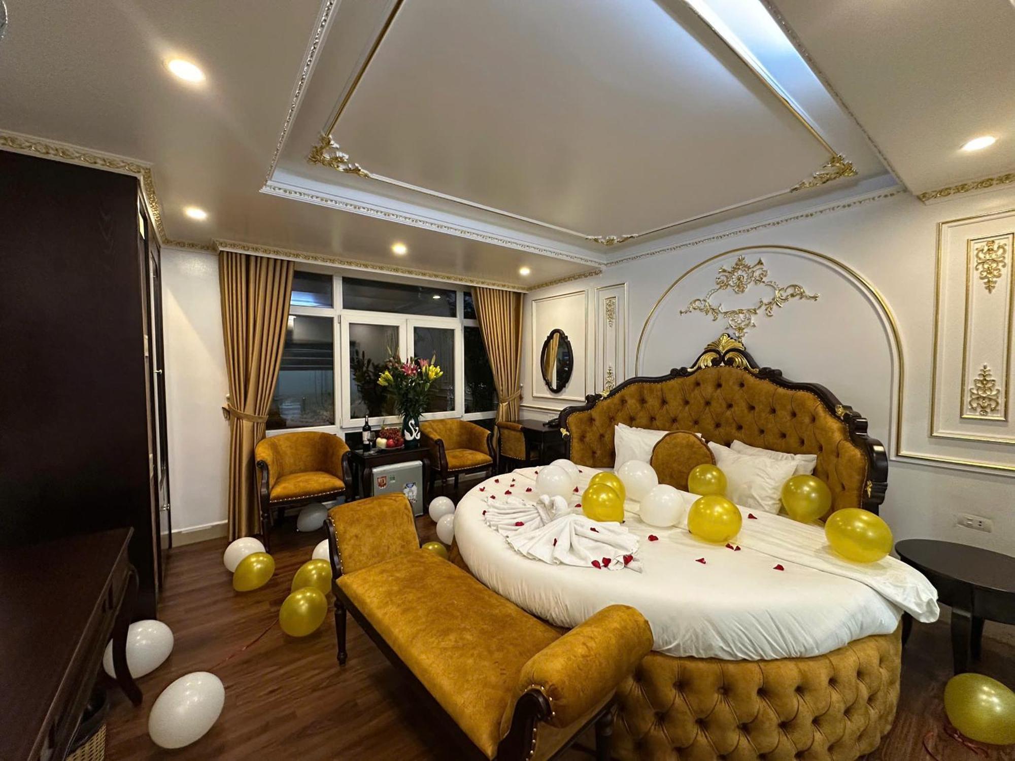 Aloha Hotel Hanoi Bagian luar foto