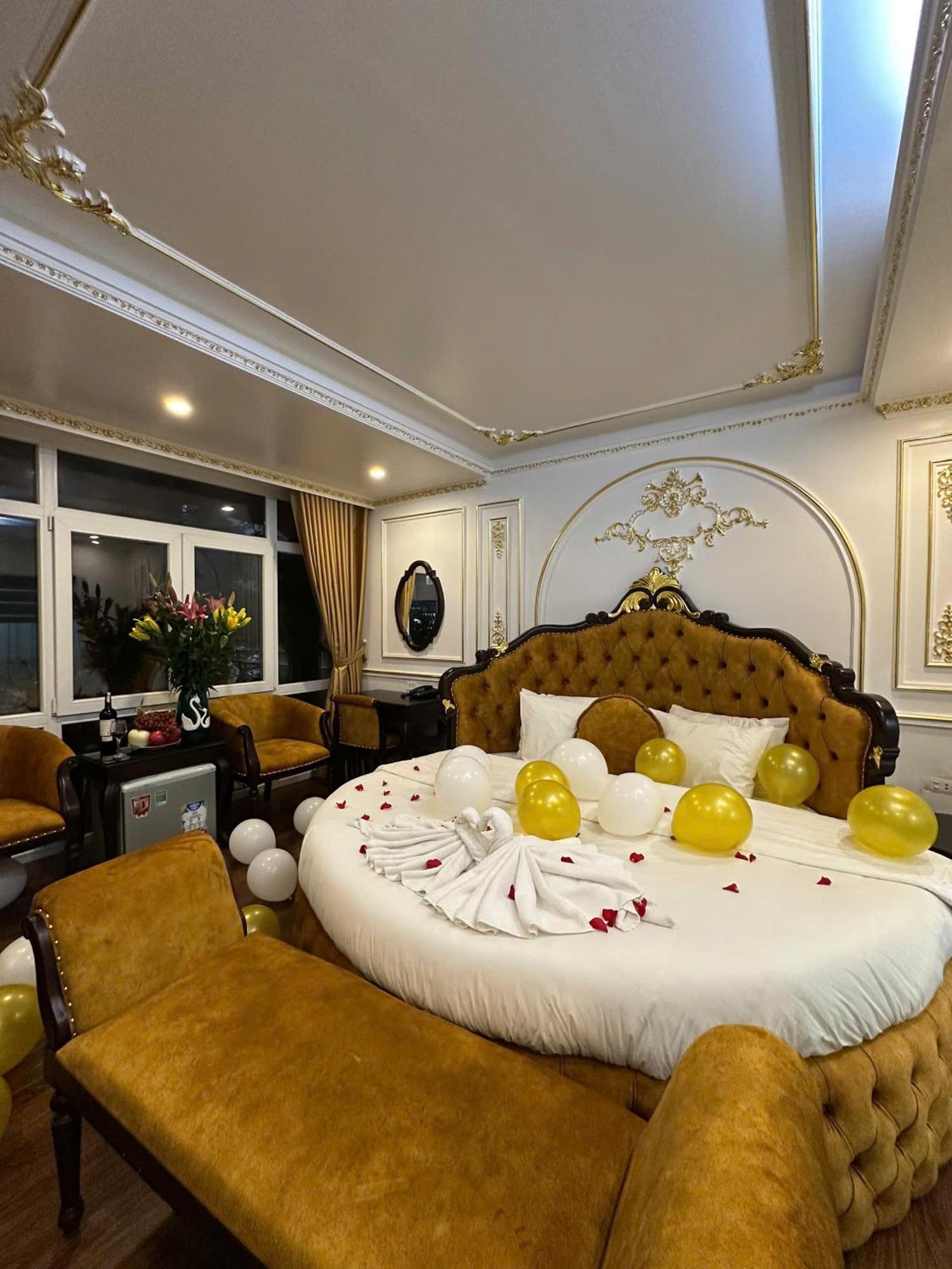Aloha Hotel Hanoi Bagian luar foto