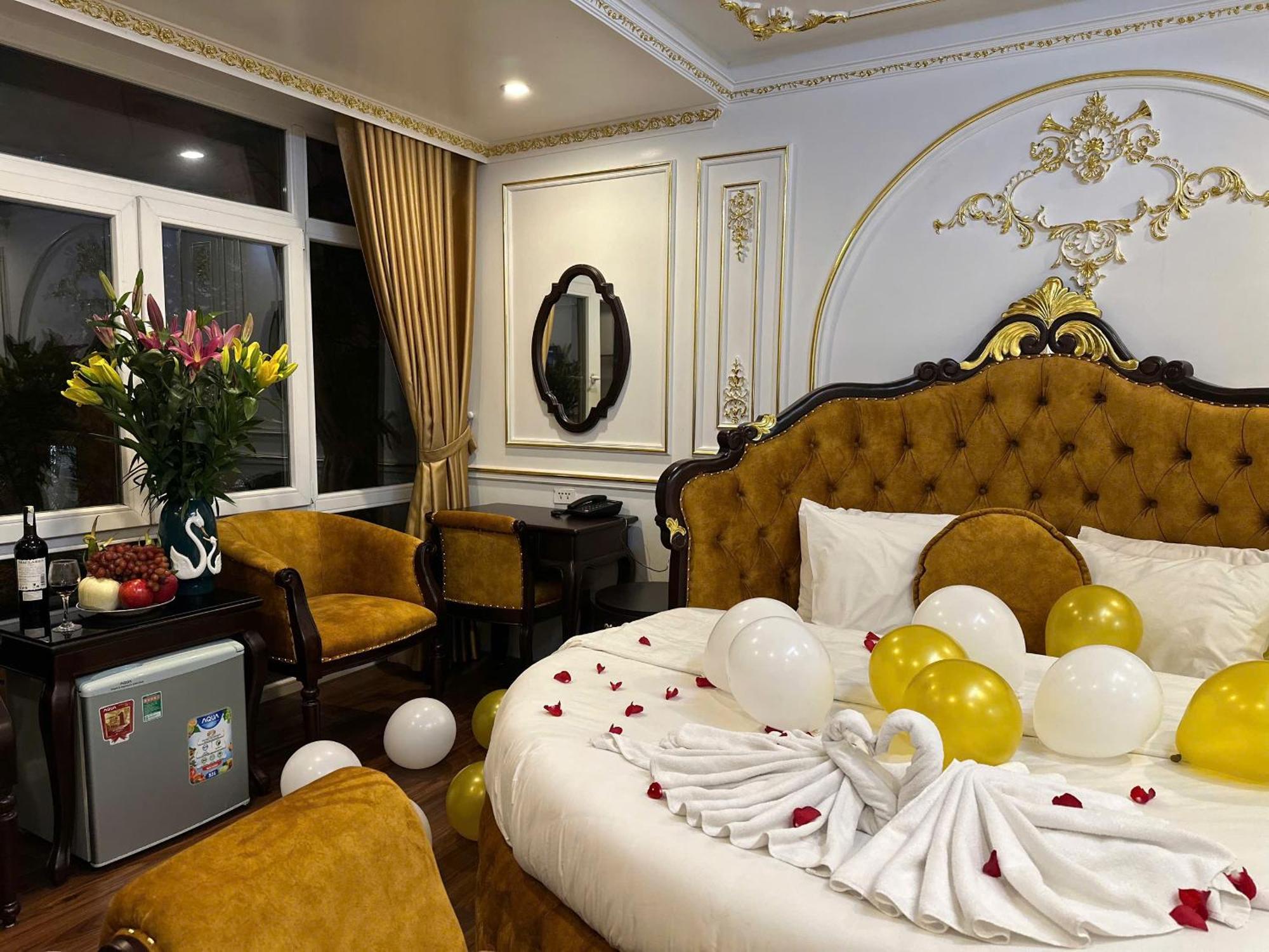 Aloha Hotel Hanoi Bagian luar foto