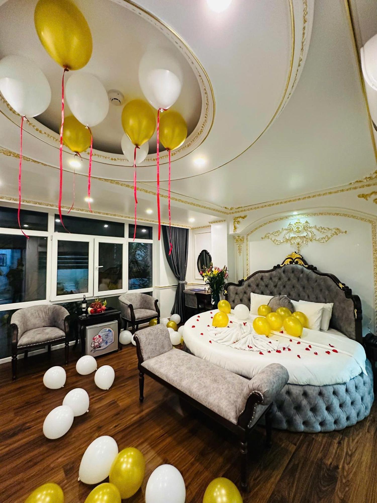 Aloha Hotel Hanoi Bagian luar foto